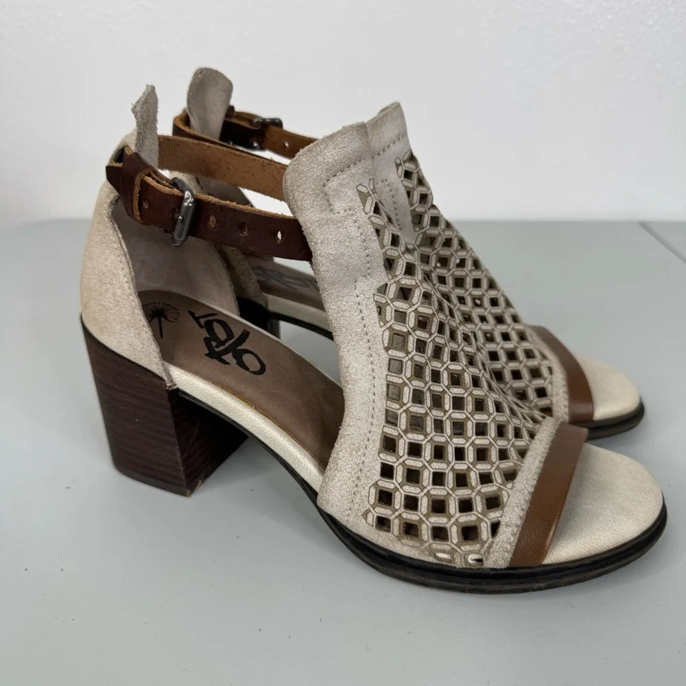 OTBT Metaphor Block Heel Sandals Size‎ 7.5